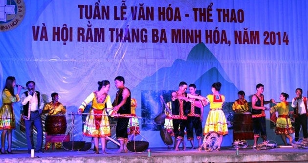 tiết mục văn nghệ trong hội rằm