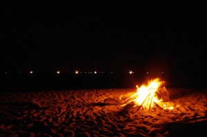 Ban đêm tại một bãi biển Cù Lao Chàm