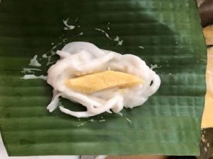 Bánh dừa xứ Huế với các nguyên liệu quen thuộc_ Ảnh sưu tầm