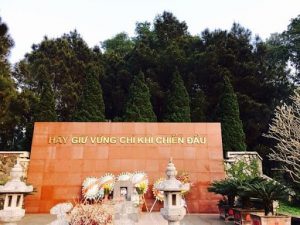 Phần mộ Cố Tổng bí thư Trần Phú_ảnh sưu tầm