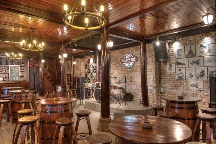 Wooden Pub Sapa - quán Pub nhạc sống có 1 0 2 đốn tim nhiều du khách ghé thăm 3
