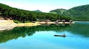Vẻ đẹp yên bình của Hồ Trại Tiểu_ảnh sưu tầm 